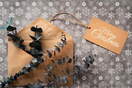 Free Top View Christmas Envelope With Tag Psd