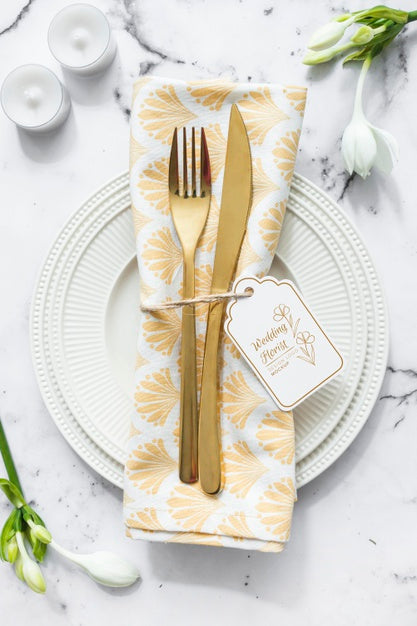 Free Top View Cutlery With Save The Date Tag Psd