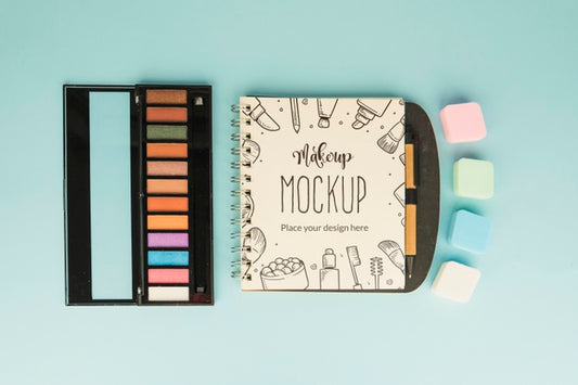 Free Top View Make-Up Palette Mock-Up Psd