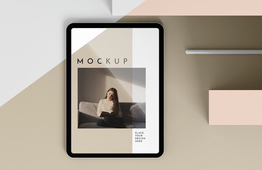 Free Top View Modern Tablet Mock-Up With Pen Psd