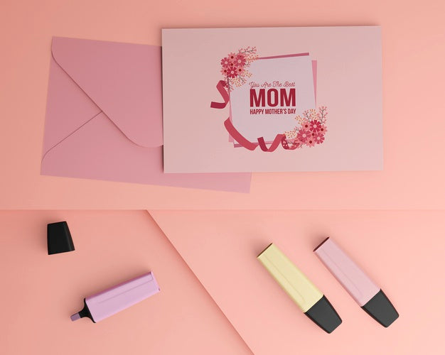 Free Top View Mother'S Day Card And Envelope With Mock-Up Psd