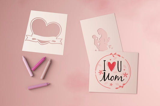 Free Top View Mother'S Day Cards With Mock-Up Psd