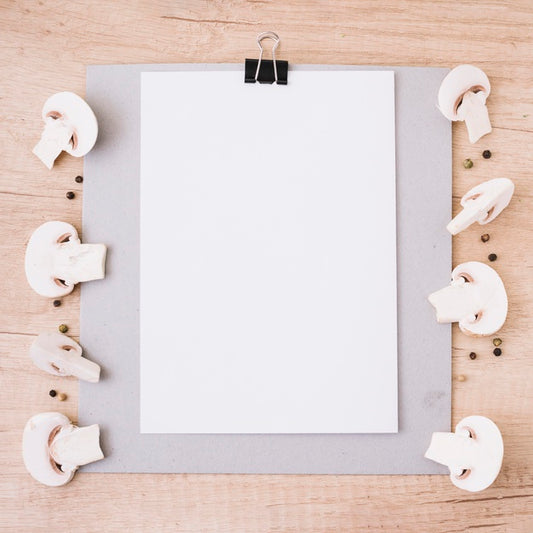 Free Top View Mushrooms With Clipboard Psd