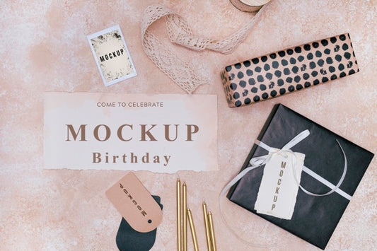 Free Top View Of Birthday Card Mock-Up With Gift Psd