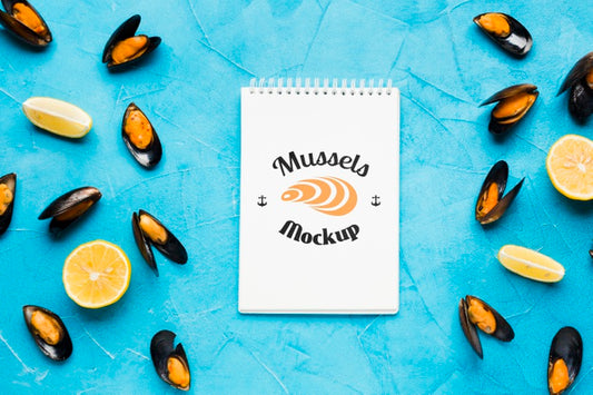 Free Top View Of Delicious Mussels Concept Psd