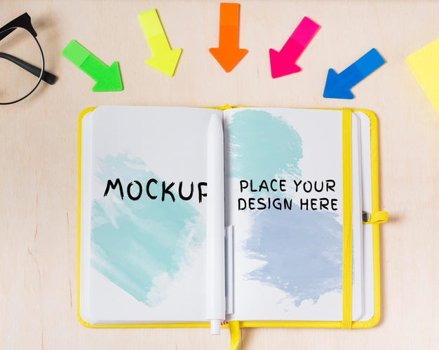 Free Top View Of Desk Concept With Agenda Mock-Up Psd