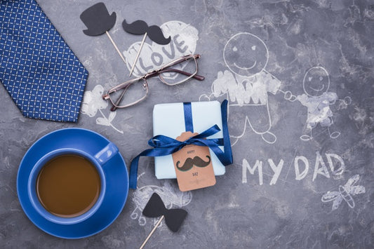 Free Top View Of Gift With Coffee And Tie For Fathers Day Psd