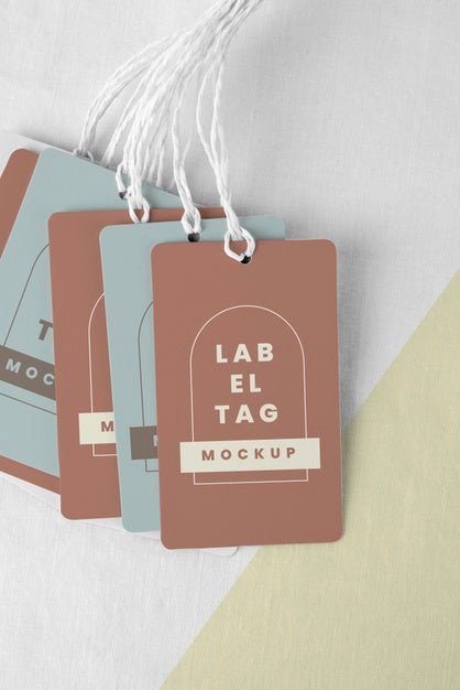 Free Top View Of Paper Tags Mock-Up Psd