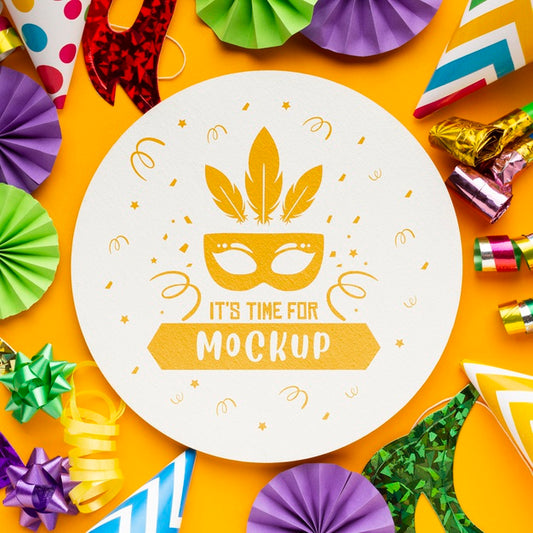 Free Top View Of Party Essentials And Carnival Masks Psd