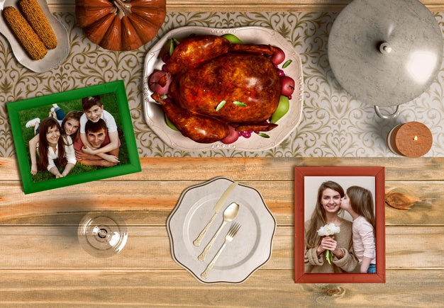 Free Top View Of Thanksgiving Dinner With Frame Mock-Up Psd
