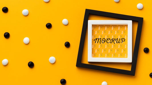 Free Top View Of Two Mock-Up Frames With Decorations Psd