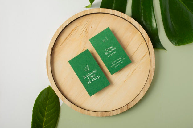 Free Top View Stationery And Monstera Plant Psd