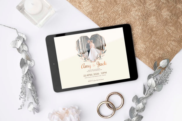 Free Top View Tablet With Wedding Image Psd