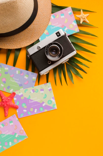 Free Top View Travel Hat With Summer Cards And Camera Psd