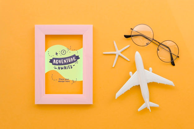 Free Top View Travelling Plane With Glasses And Frame Psd
