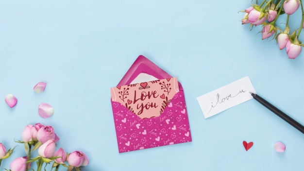 Free Top View Valentines Day Card Mockup Psd