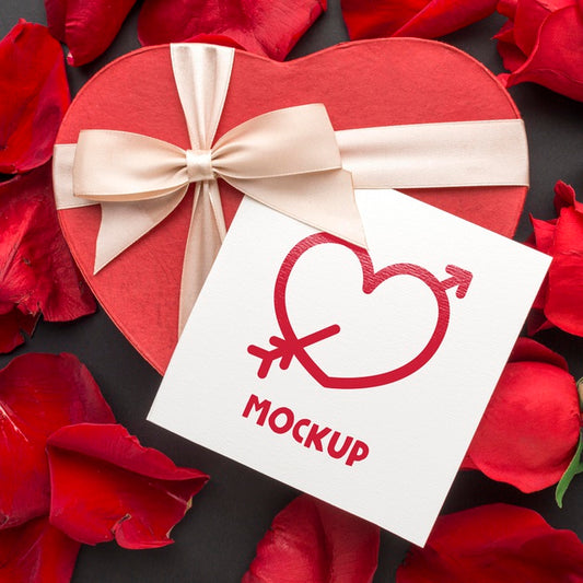 Free Top View Valentine'S Day Gift And Roses With Mock-Up Letter Psd