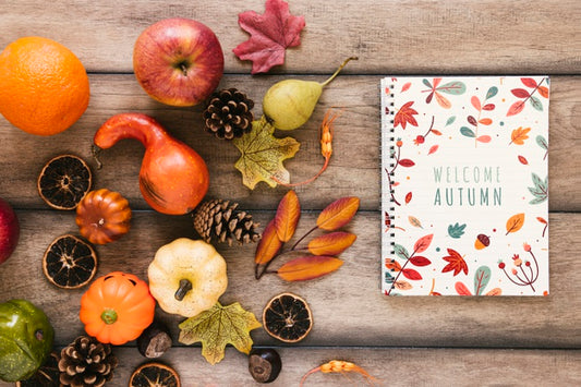 Free Top View With Autumn Natural Decoration Psd