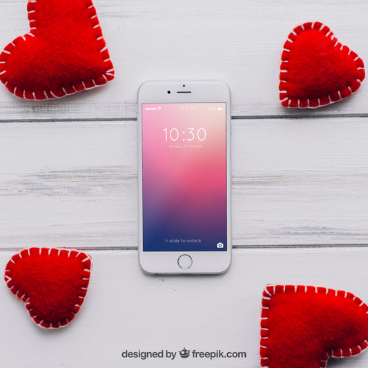 Free Valentine Elements And Smartphone Mockup Psd