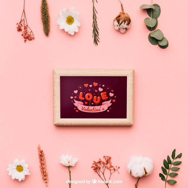 Free Valentine Frame Mockup Psd