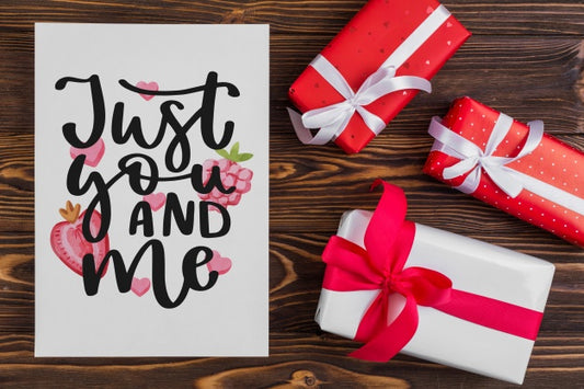 Free Valentines Card Mockup With Presents Psd