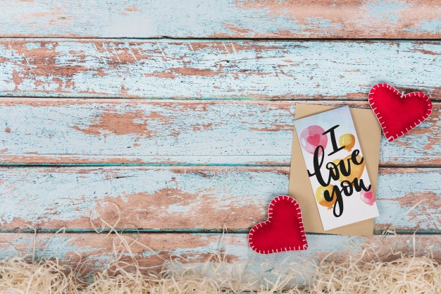 Free Valentines Day Card Mockup With Copyspace Psd