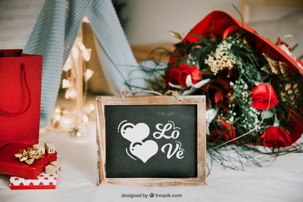 Free Valentines Frame And Elements Mockup Psd