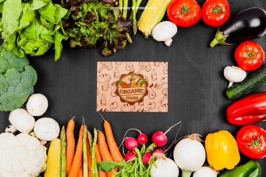 Free Vegetables Mockup With Cardboard In Middle Psd