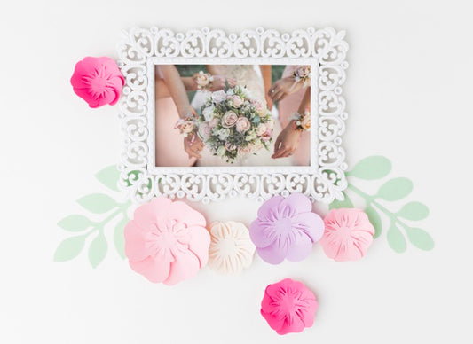 Free Wedding Frame Mock-Up With Paper Flowers Psd