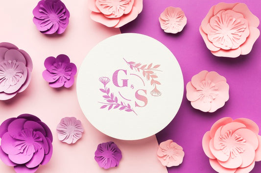 Free Wedding Monogram Mock-Up With Paper Flowers Psd