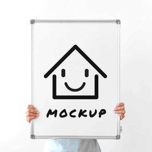 Free Woman Holding Up Whiteboard Mock-Up Psd