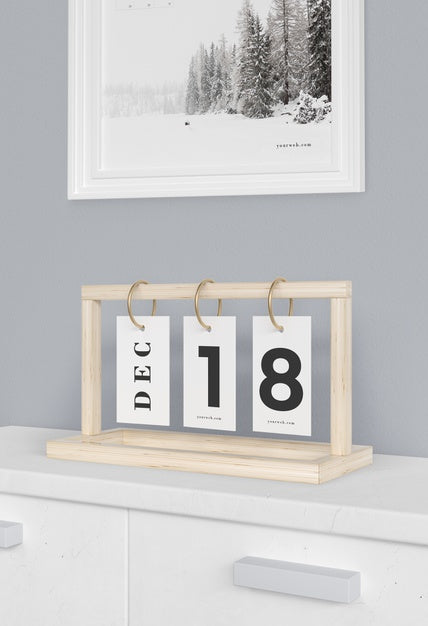 Free Wooden Board With Calendar Numbers In Tags Psd