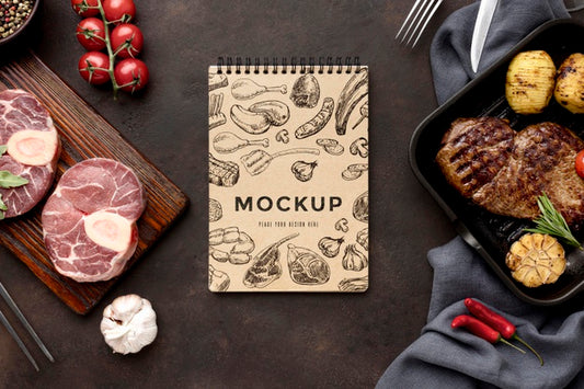Free Wooden Board With Grilled Meat Mock-Up Psd