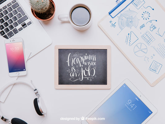 Free Workspace Mockup With Slate And Clipboard Psd