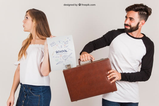 Free Young Couple With Briefcase And Paper Psd